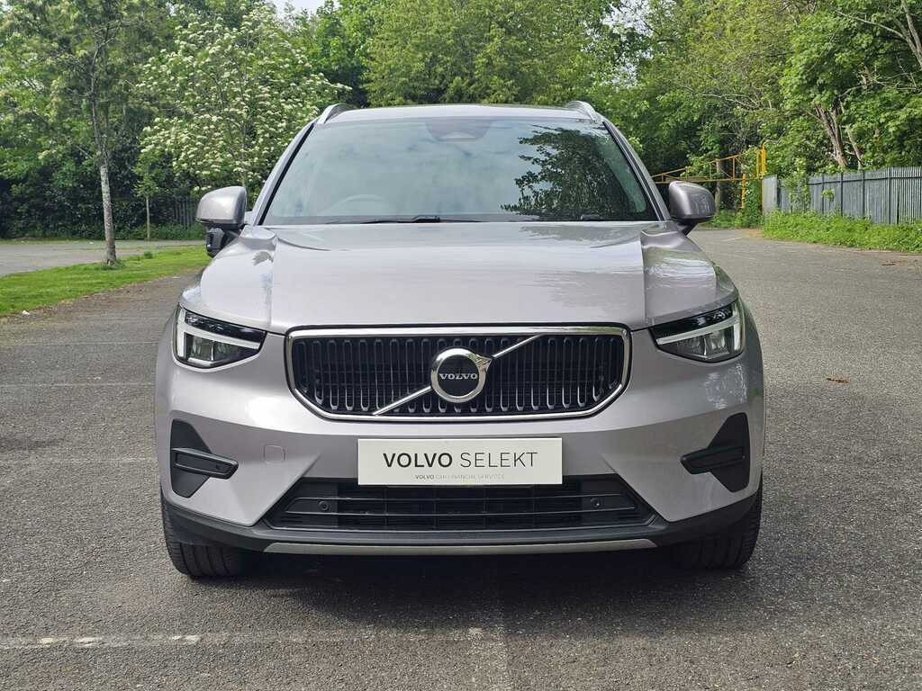 Volvo XC40 2.0 B3p Core Silver