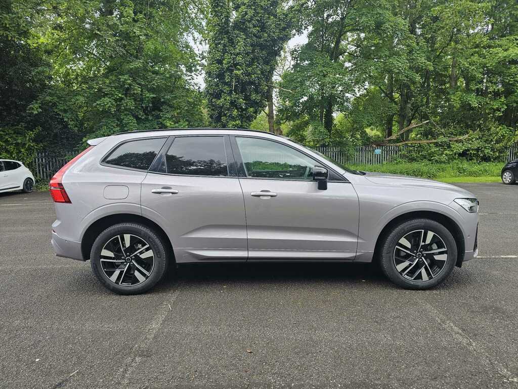 Volvo XC60 2.0 B5p Plus Dark Awd Geartronic RF25AXH Silver #4