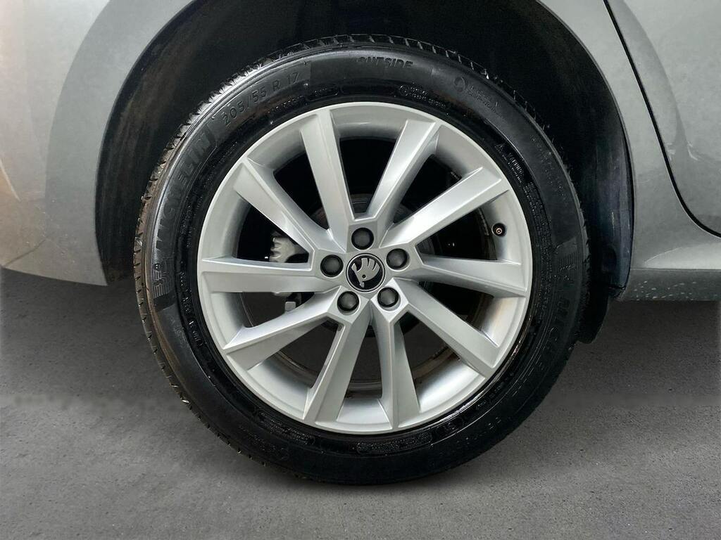 Skoda Kamiq 1.0 Tsi Se Edition Suv Dsg Euro 6 Ss GL25PGK Grey #6