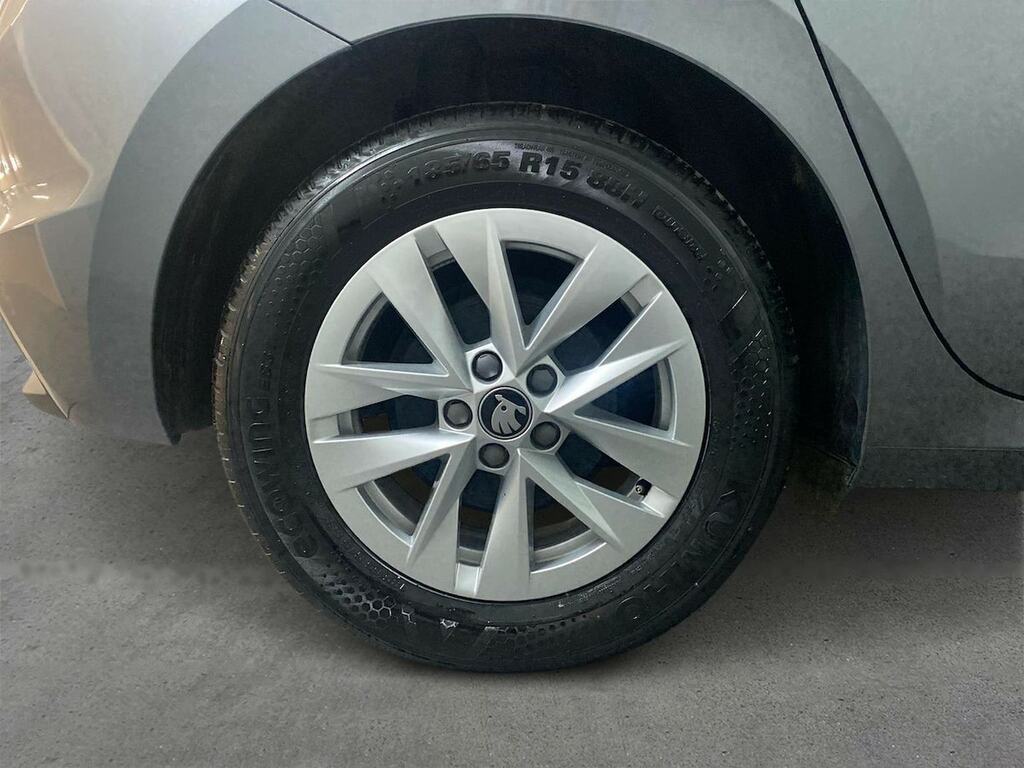 Skoda Fabia 1.0 Tsi Se Edition Hatchback Eur GL25HYT Grey #6