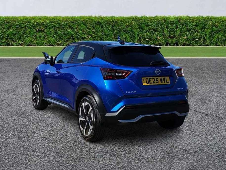 Nissan Juke 1.6 Hybrid Tekna OE25WVL Blue #2
