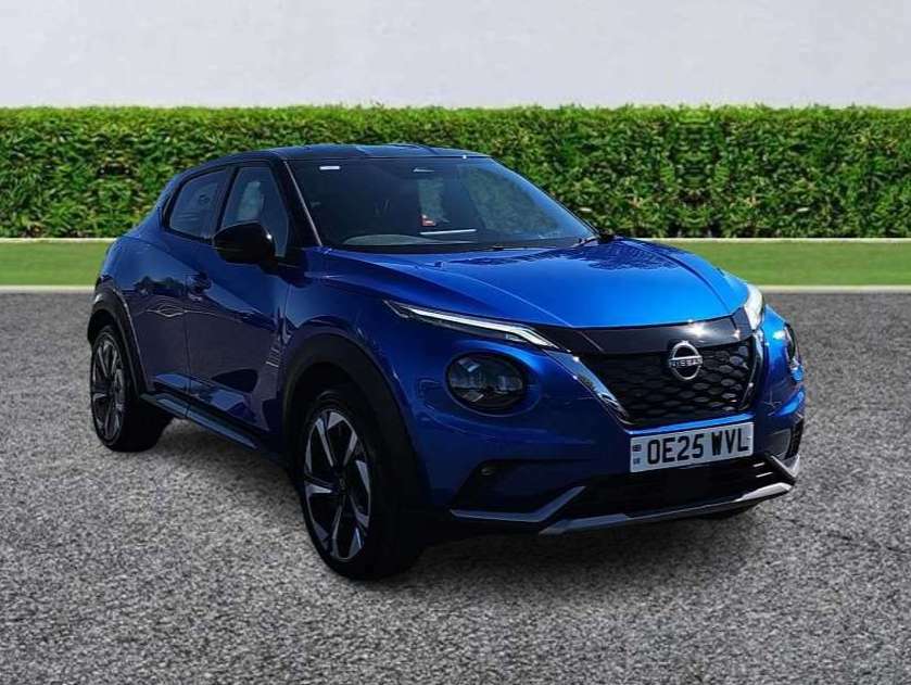 Nissan Juke 1.6 Hybrid Tekna Blue