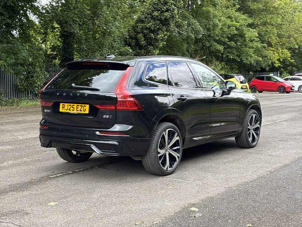 Volvo XC60 2.0 B5p Ultra Dark Awd Geartronic RJ25EZG Black #5