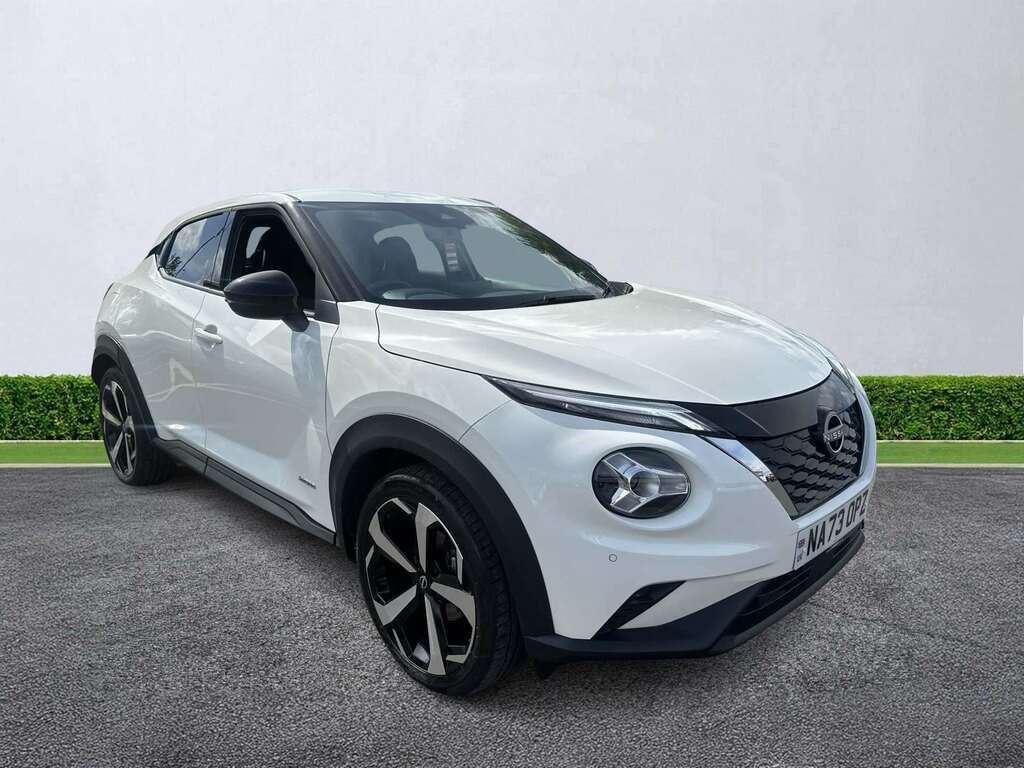 Nissan Juke 1.6 Hybrid Tekna White