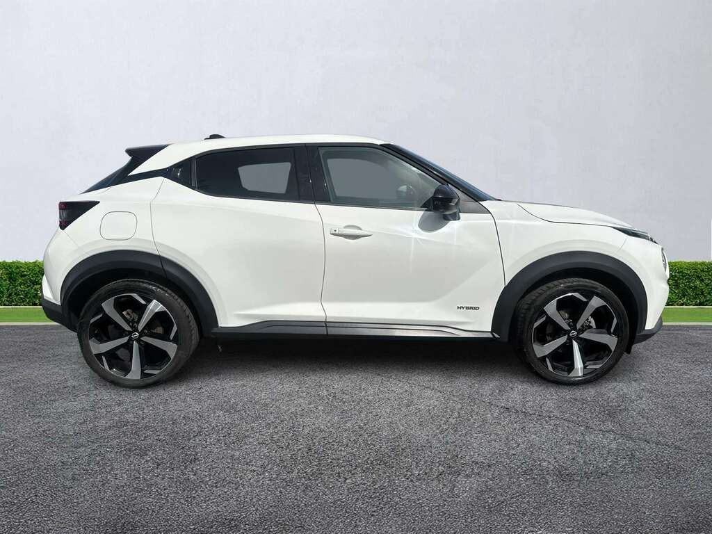 Nissan Juke 1.6 Hybrid Tekna NA73OPZ White #3