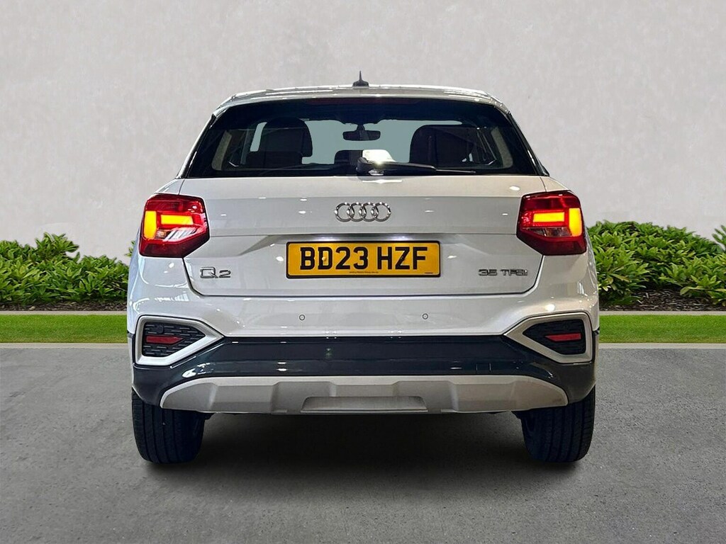 Audi Q2 1.5 Tfsi Cod 35 Sport Suv Euro 6 BD23HZF White #4