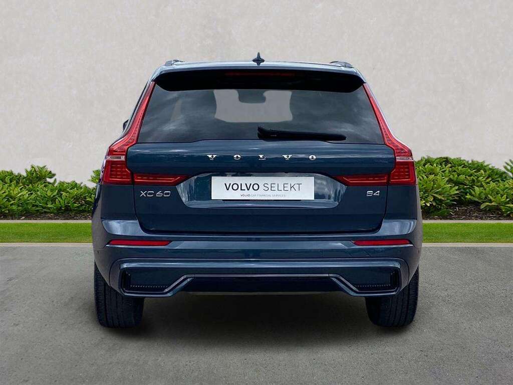 Volvo XC60 2.0 B4p Plus Dark Geartronic YL72ZVK Blue #4