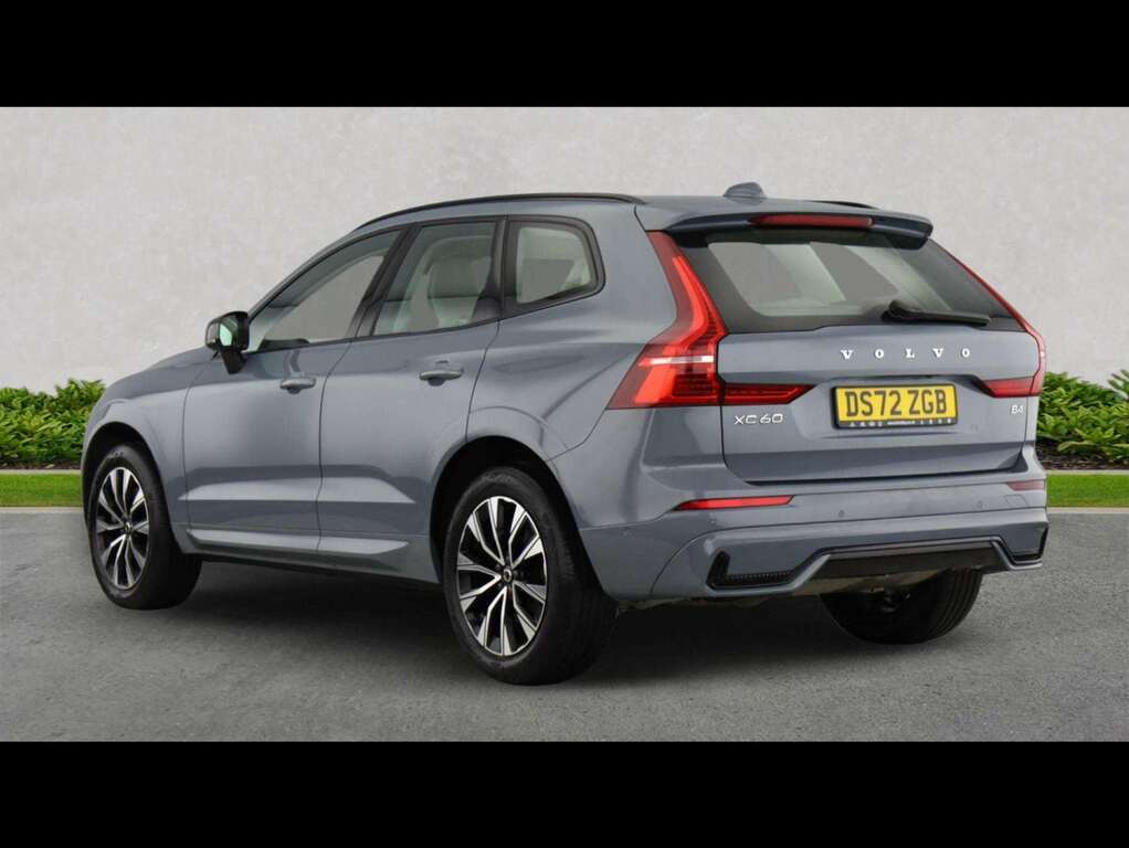 Volvo XC60 2.0 B4p Plus Dark Geartronic Grey #2