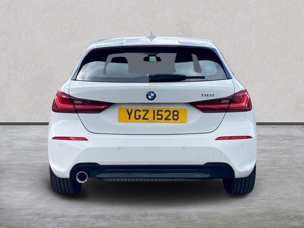 BMW 1 Series 1.5 118I Sport Lcp Hatchback Dct Euro YGZ1528 White #4