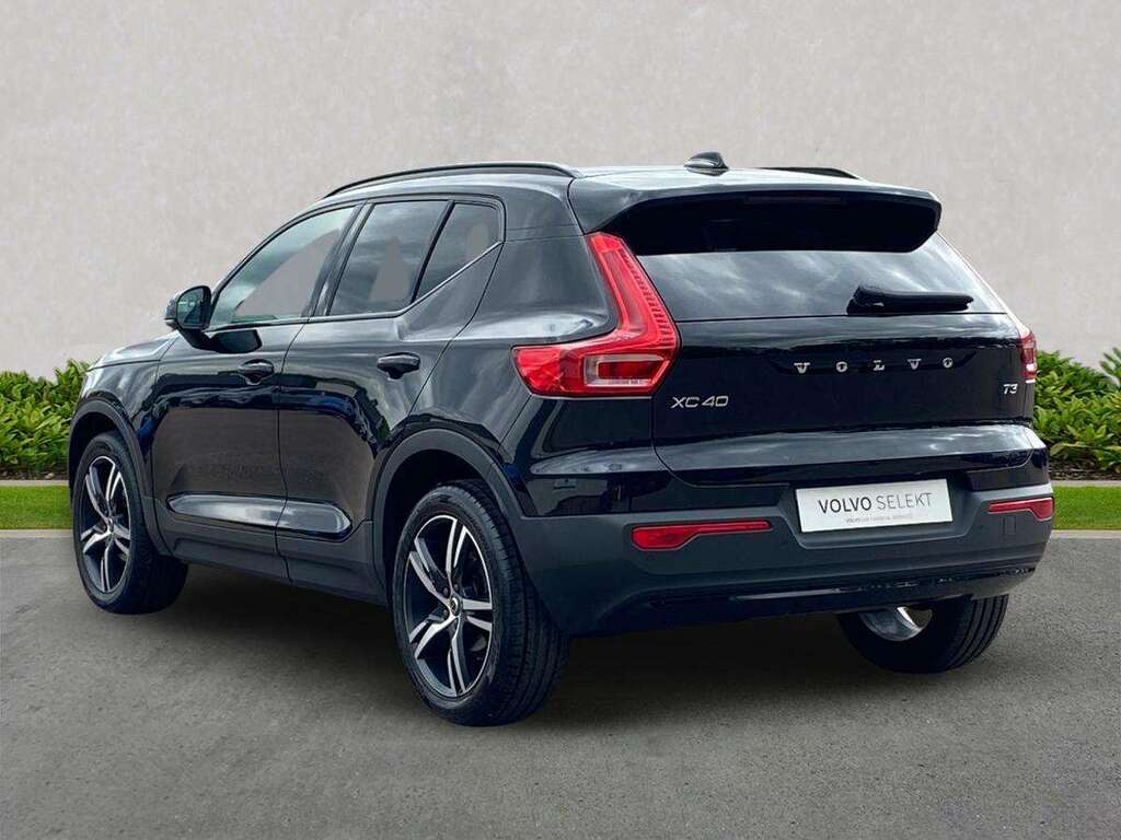 Volvo XC40 1.5 T3 163 R Design Geartronic NK71GMG Black #2