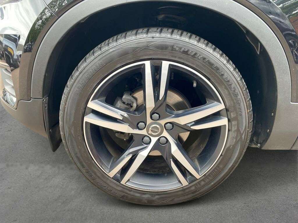 Volvo XC40 1.5 T3 163 R Design Geartronic NK71GMG Black #6