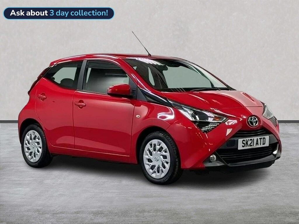 Toyota Aygo 1.0 Vvt-i X-play Tss Red