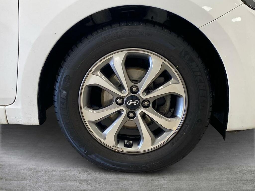 Hyundai I20 1.2 Se Launch Edition Hatchback NG69CSO White #6