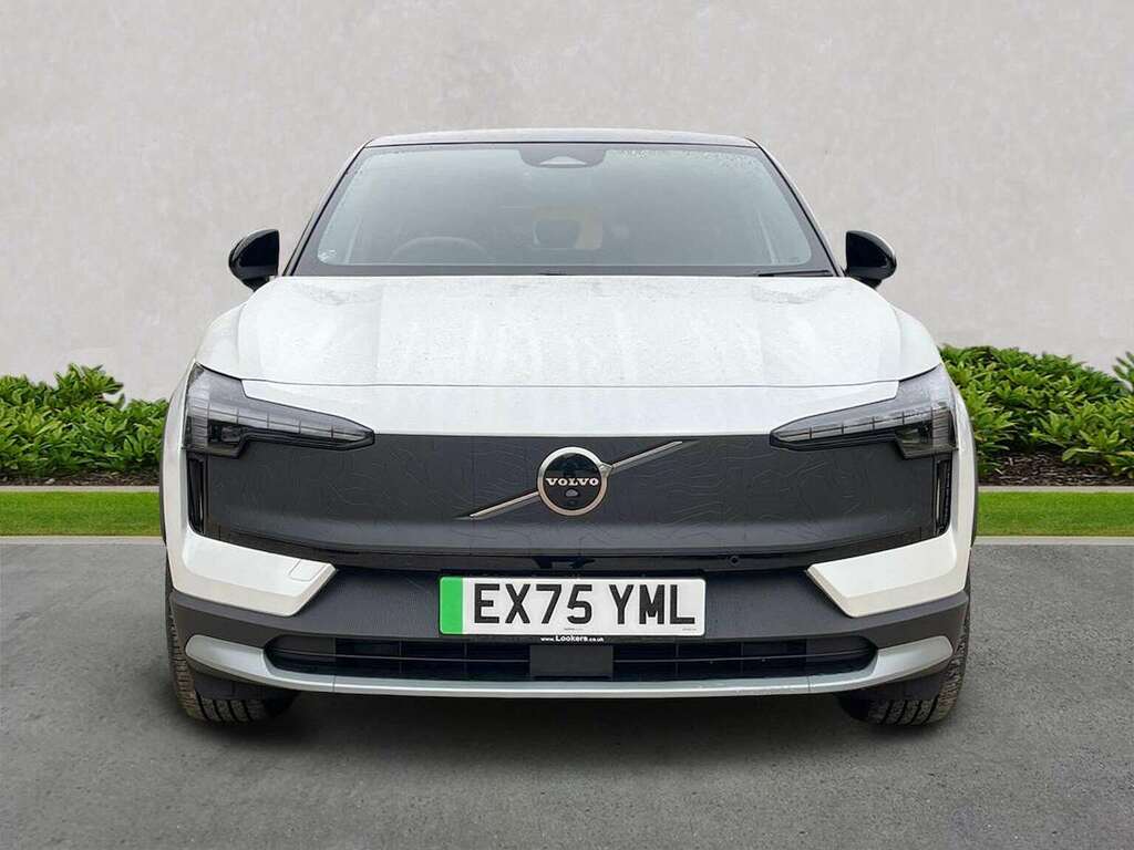 Volvo EX30 Cross Country 315Kw Tm Perf Cross Country Ultra 69Kwh White #5