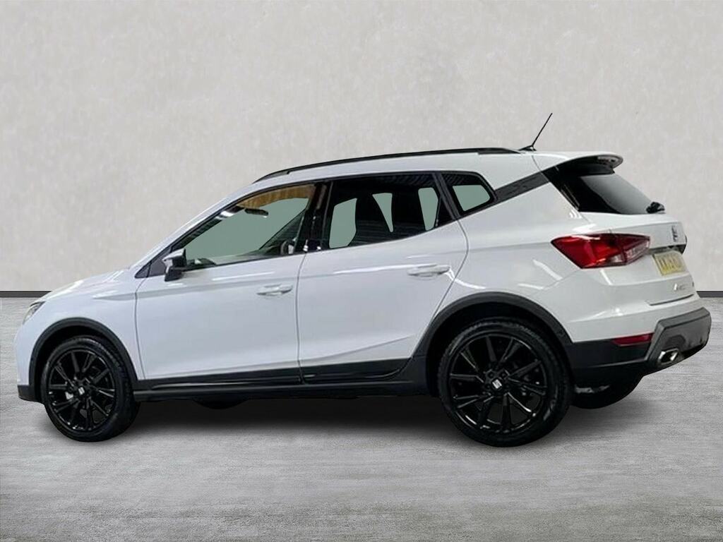 Seat Arona 1.0 Tsi 115 Fr Black Edition KW75RZA White #2