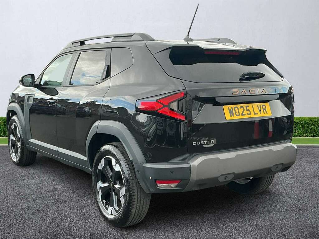 Dacia Duster 1.6 Hybrid 140 Extreme WO25LVR Black #2