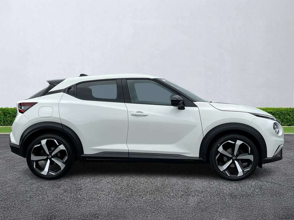 Nissan Juke 1.0 Dig-t 114 Tekna NA73OYW White #3