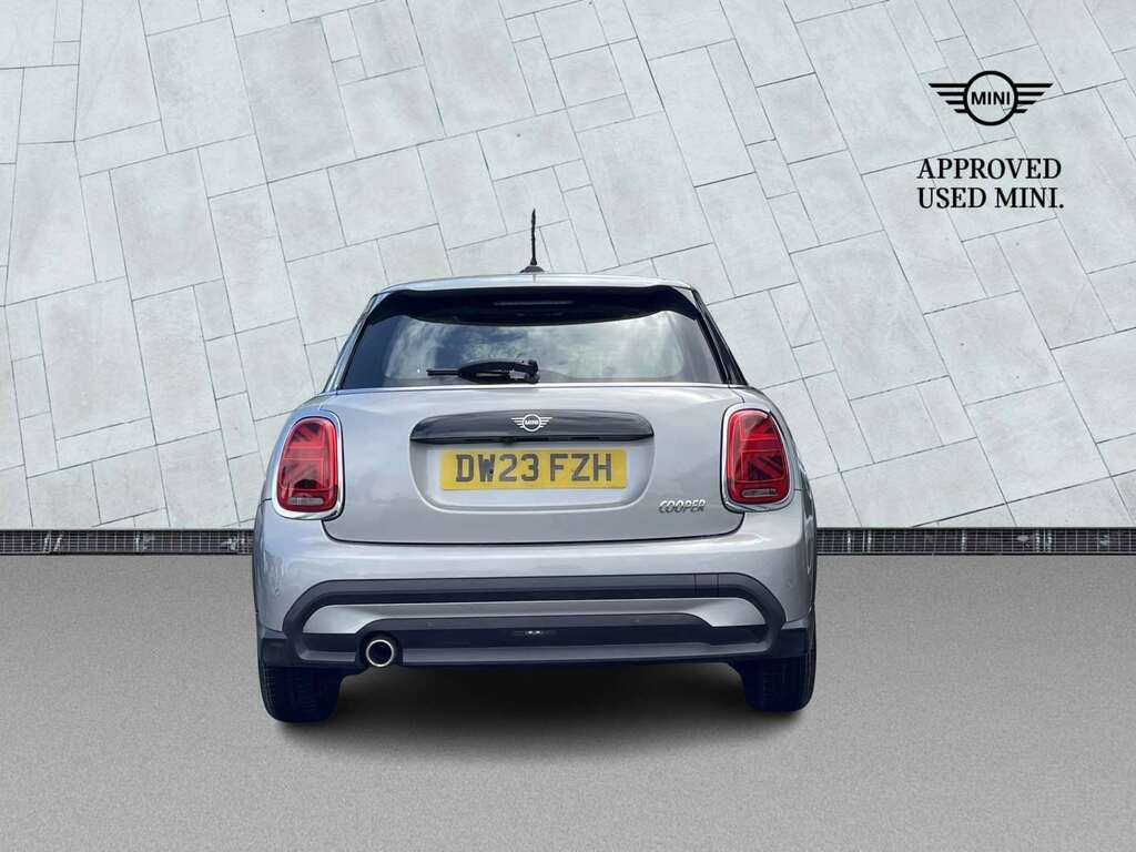 Mini Hatch 1.5 Cooper Classic Premium Plus DW23FZH Silver #4