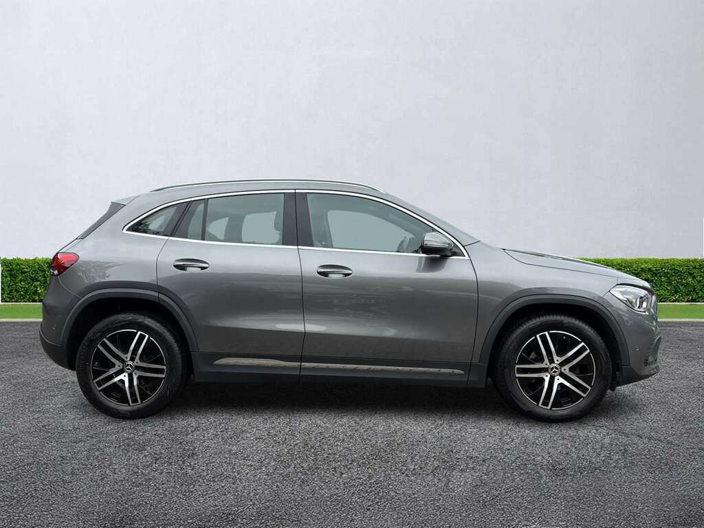 Mercedes-Benz GLA Class Gla 180 Sport Executive SJ23BDO Grey #3