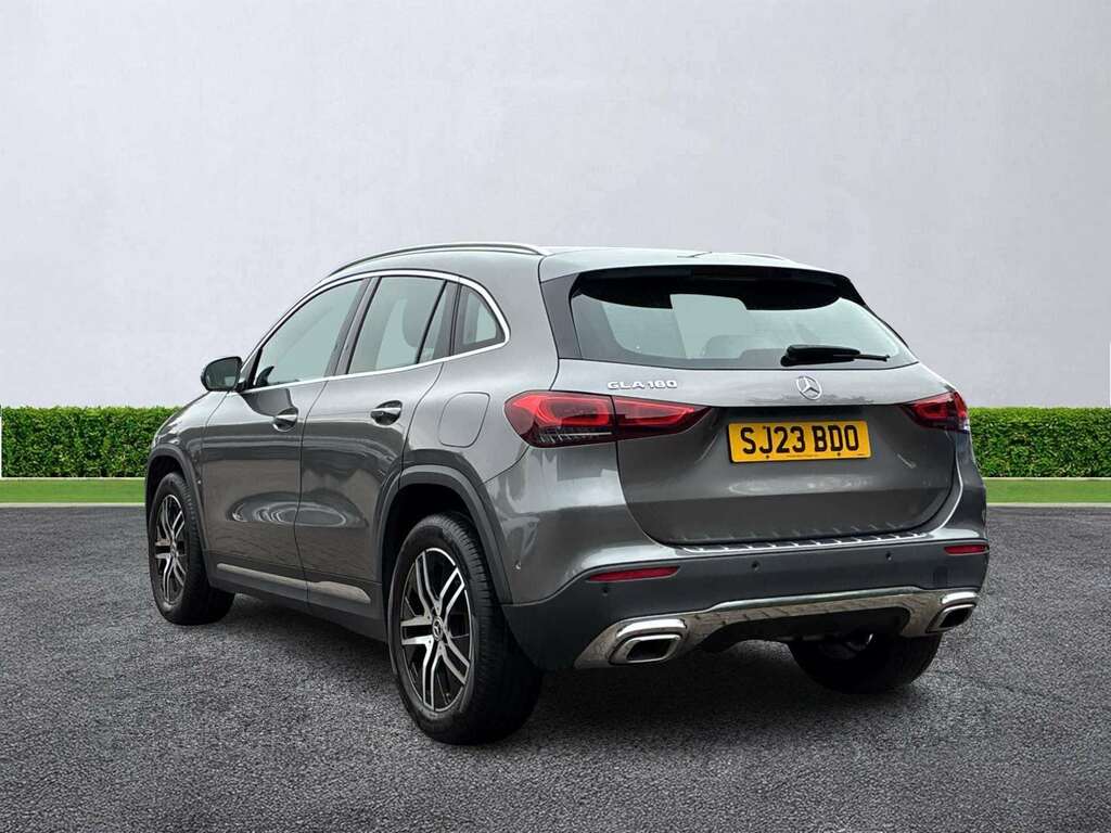 Mercedes-Benz GLA Class Gla 180 Sport Executive SJ23BDO Grey #2