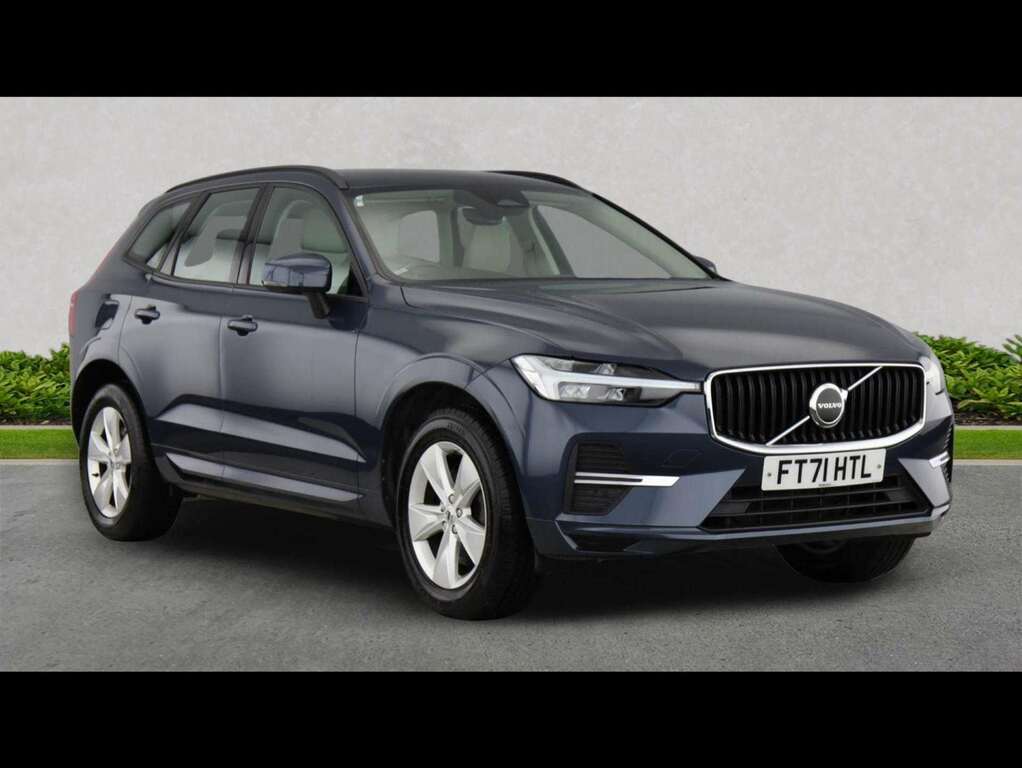 Volvo XC60 2.0 B5p Momentum Geartronic Blue