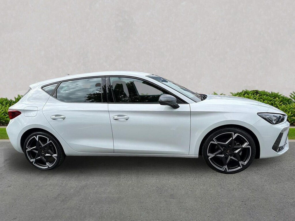 Cupra Leon Leon 1.5 Etsi 150 V2 Dsg Hatchback KT25DNY White #3