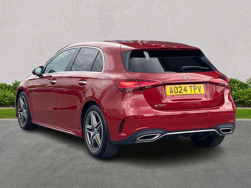 Mercedes-Benz A Class A180 Amg Line Executive Red #2
