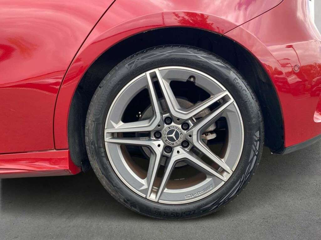 Mercedes-Benz A Class A180 Amg Line Executive Red #6