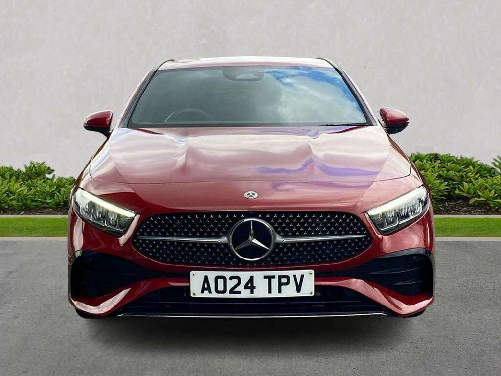 Mercedes-Benz A Class A180 Amg Line Executive Red #5