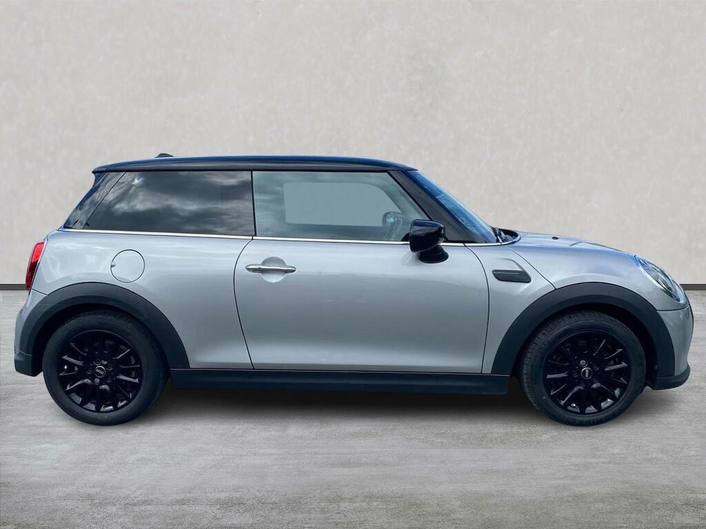 Mini Hatch Mini Hatchback 1.5 Cooper Classic 1499 C AJ72XYM Silver #3