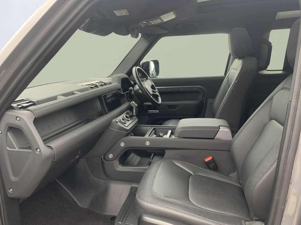 Land Rover Defender 90 3.0 D250 X-dynamic Se 90 LJ22WZF Grey #3