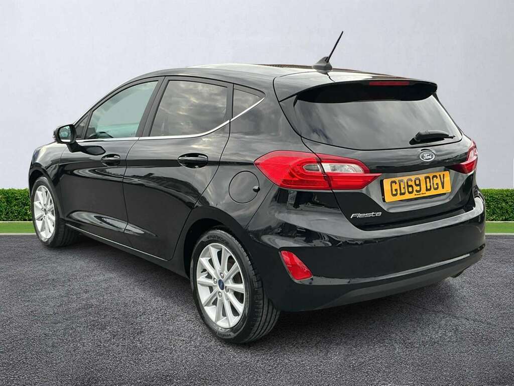 Ford Fiesta 1.0 Ecoboost Titanium GD69DGV Black #2
