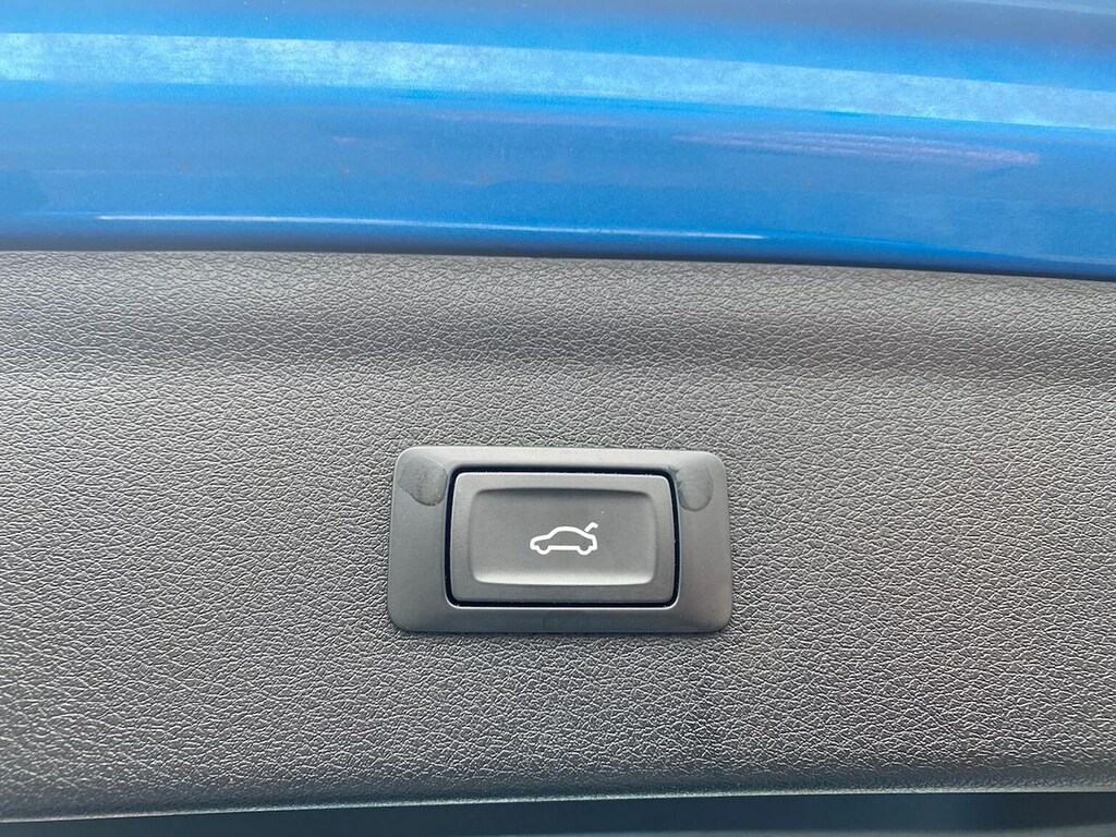 Audi Q3 2.0 Tdi Quattro S Line Edition SJ17LVK Blue #2