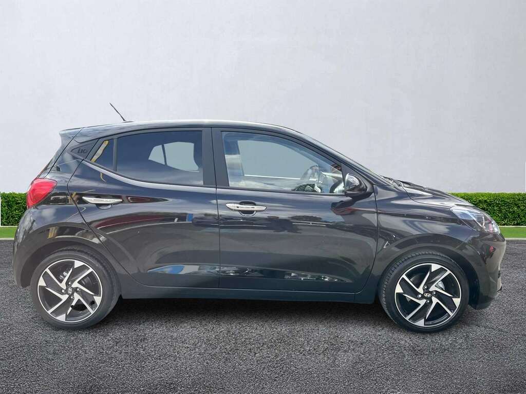 Hyundai I10 1.0 63 Premium Nav VX26YSD Black #3