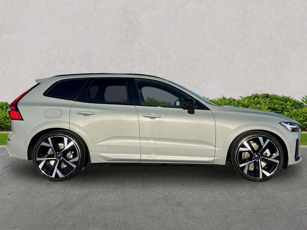 Volvo XC60 2.0 T8 455 Phev Ultra Black Ed Awd Geartronic AV26GUH #3