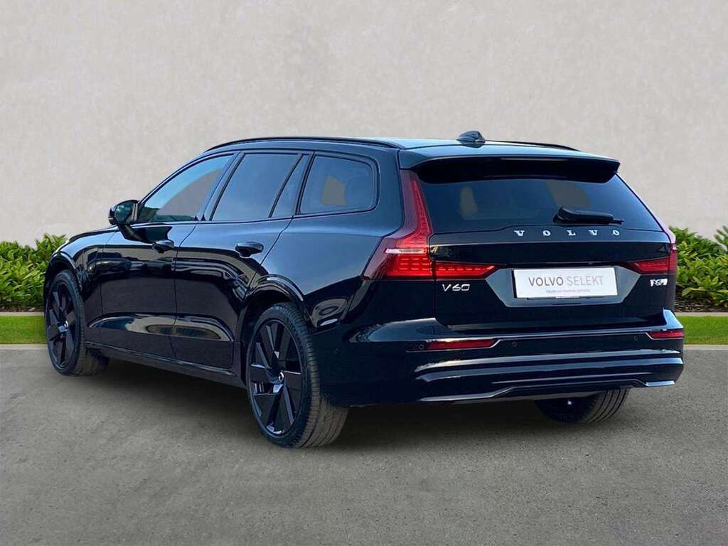Volvo V60 2.0 T8 455 Phev Ultra Dark Awd AY26ZZP #2