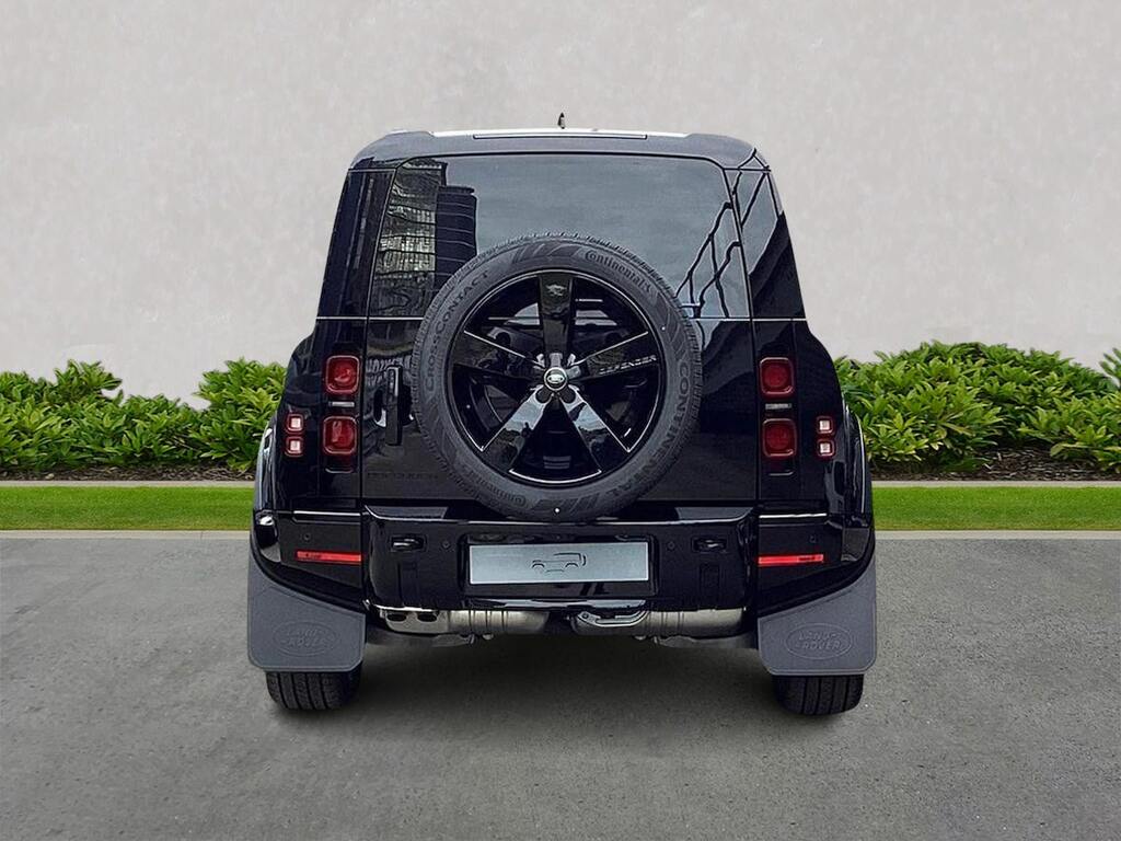 Land Rover Defender 130 3.0 D350 X-dynamic Hse 130 XRZ3841 Black #4