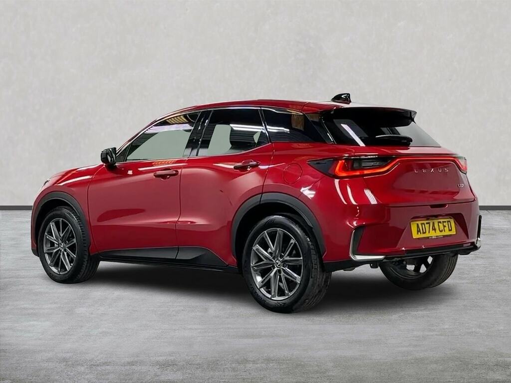 Lexus LBX 1.5 Premium Plus E-cvt AD74CFD Red #2