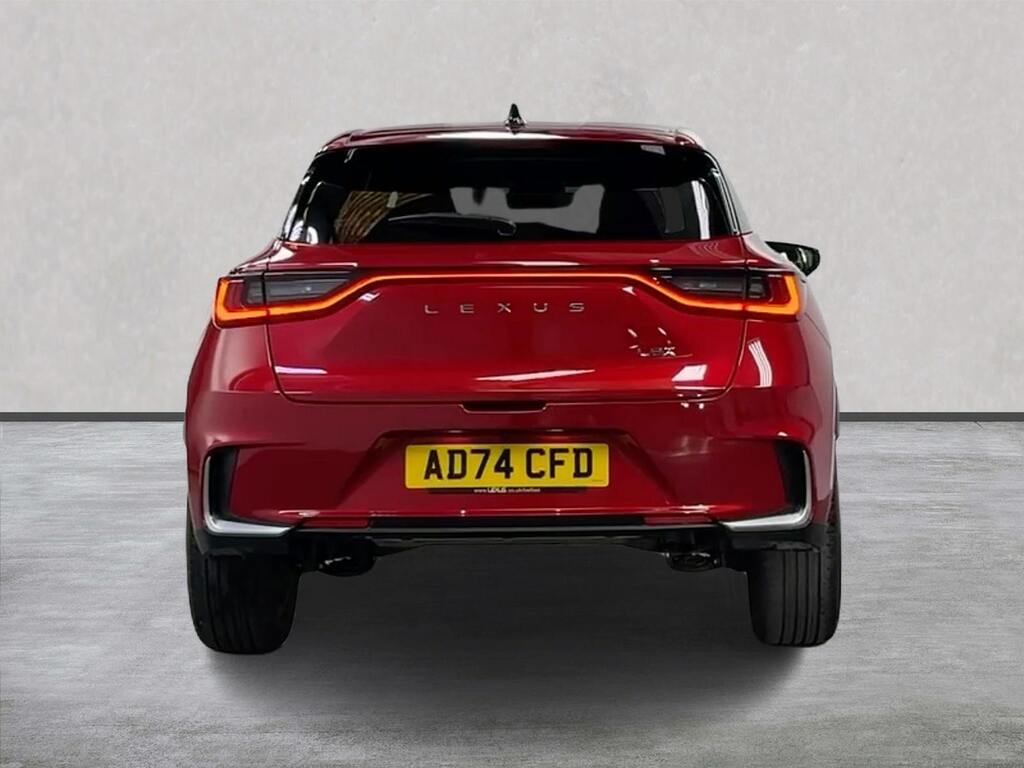 Lexus LBX 1.5 Premium Plus E-cvt AD74CFD Red #4