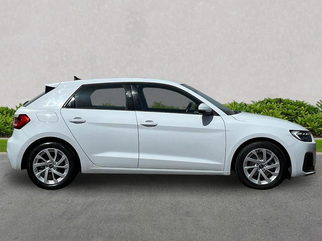 Audi A1 1.0 Tfsi 30 Sport Sportback Euro SB22VYS White #3