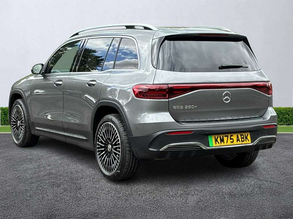 Mercedes-Benz EQB Eqb 250 140Kw Amg Line Premium 70.5Kwh Grey #2