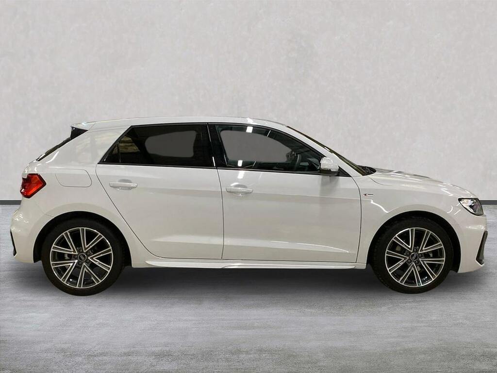 Audi A1 1.5 Tfsi 35 S Line Sportback S Tronic E YX75KKO White #3