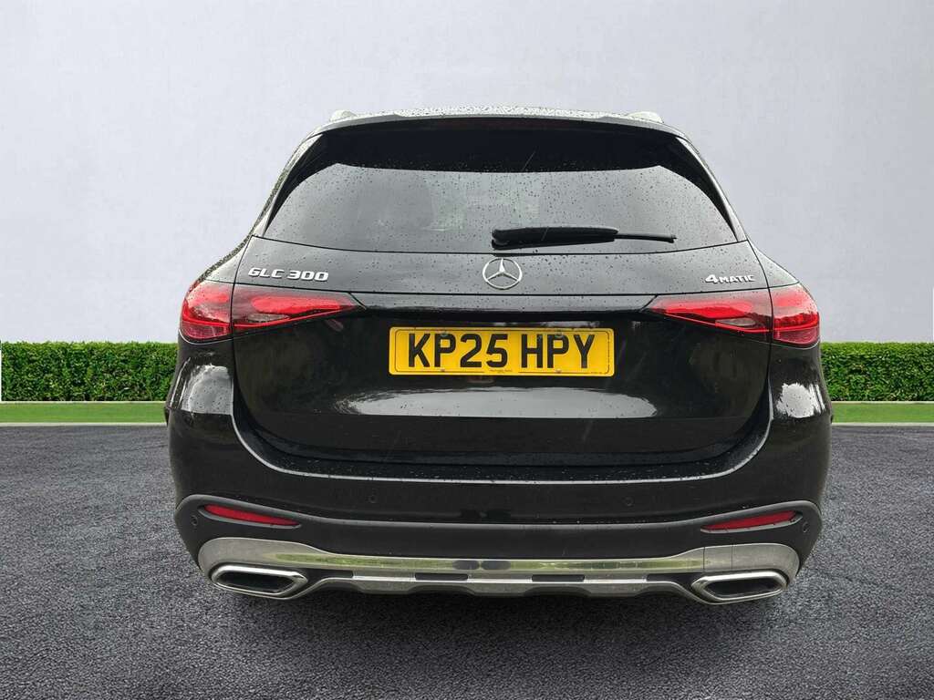 Mercedes-Benz GLC Class Glc 300 4Matic Amg Line 9G-tronic KP25HPY Black #4