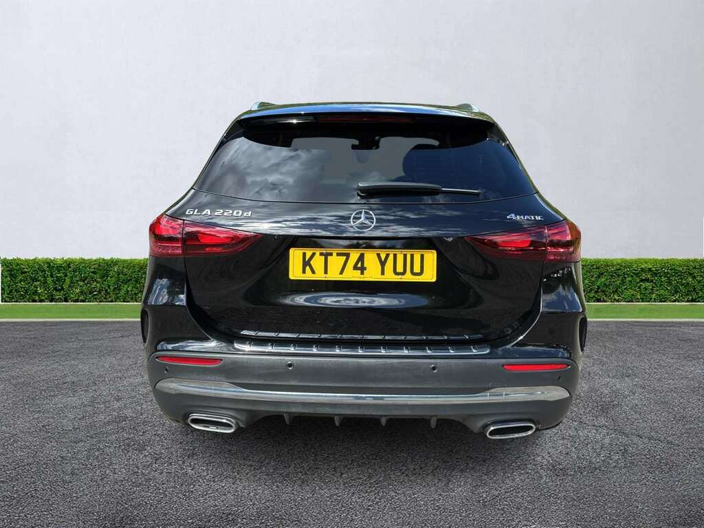 Mercedes-Benz GLA Class Gla 220D 4Matic Amg Line Premium Plus KT74YUU Black #4