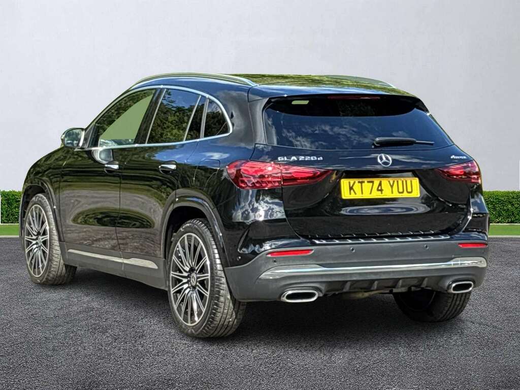 Mercedes-Benz GLA Class Gla 220D 4Matic Amg Line Premium Plus KT74YUU Black #2