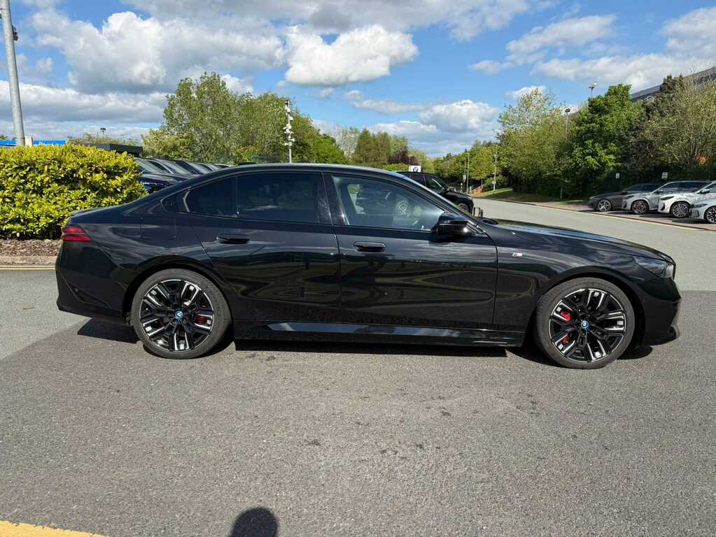 BMW i5 442Kw M60 Xdrive 84Kwh FJ24UKY Black #2