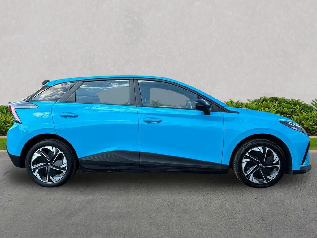 MG MG4 64Kwh Se Long Range Hatchback 2 YG23KEJ Blue #3