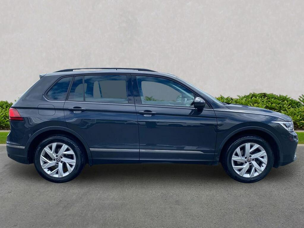 Volkswagen Tiguan 1.5 Tsi Life Suv Euro 6 Ss 1 NV22BZX Grey #2
