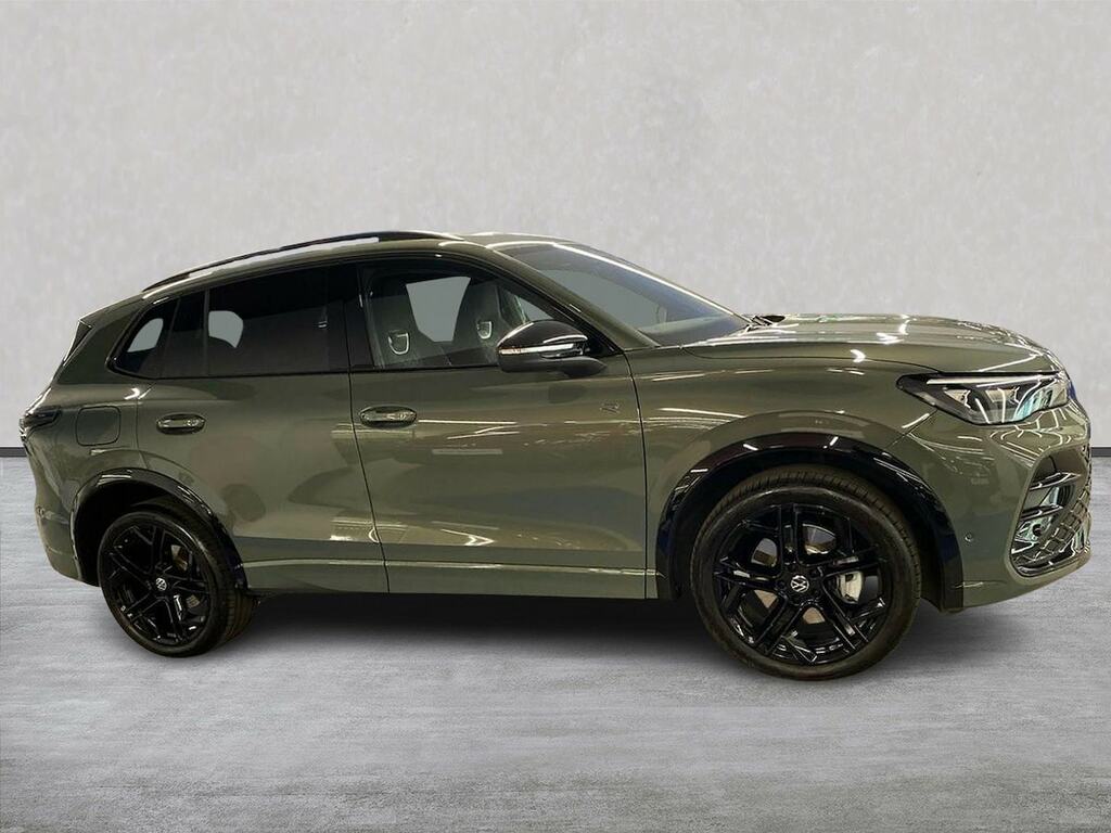 Volkswagen Tiguan 1.5 Tsi Ehybrid 19.7Kwh R-line Suv Plug LB75JWC Green #3