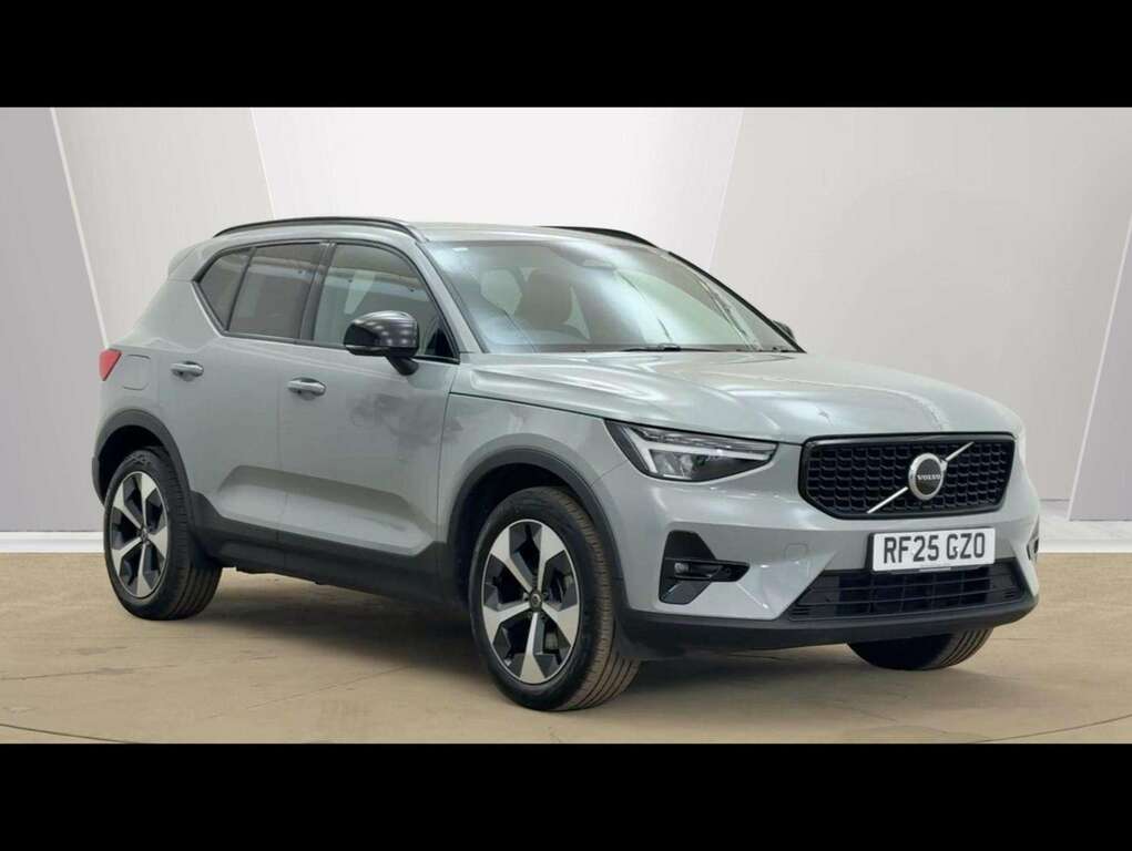Volvo XC40 2.0 B4p Plus Dark Grey